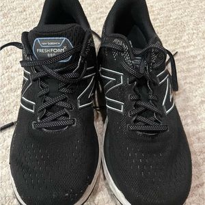 💰PRICE💰DROP💰 New Balance running shoes, size women’s US10